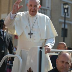 Papa u posjeti Myanmar-u