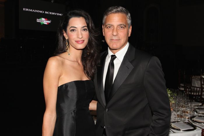 Džordž i Amal Kluni se izvinili putnicima u avionu